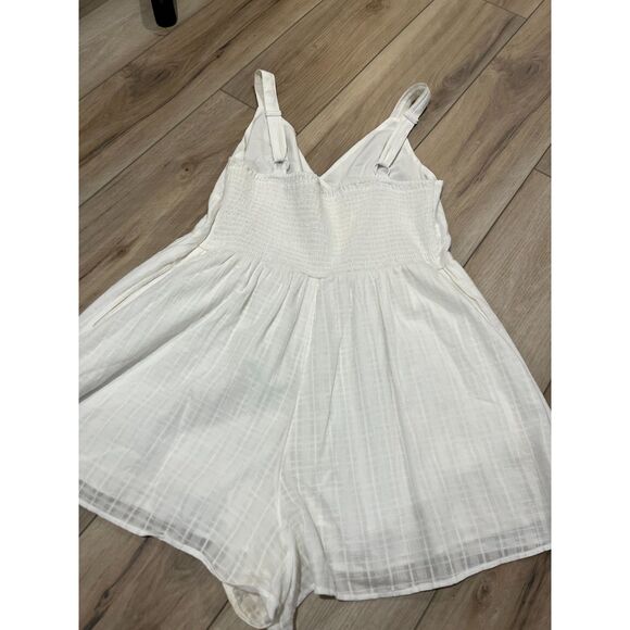 American Eagle White Flowy Romper Summer Beach XL - Picture 3 of 4